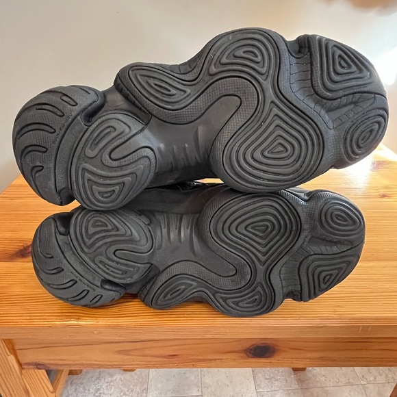 Size 9.5 Yeezy 500 ‘Utility Black’ - Condition 9.5/10 - Picture 8 of 8
